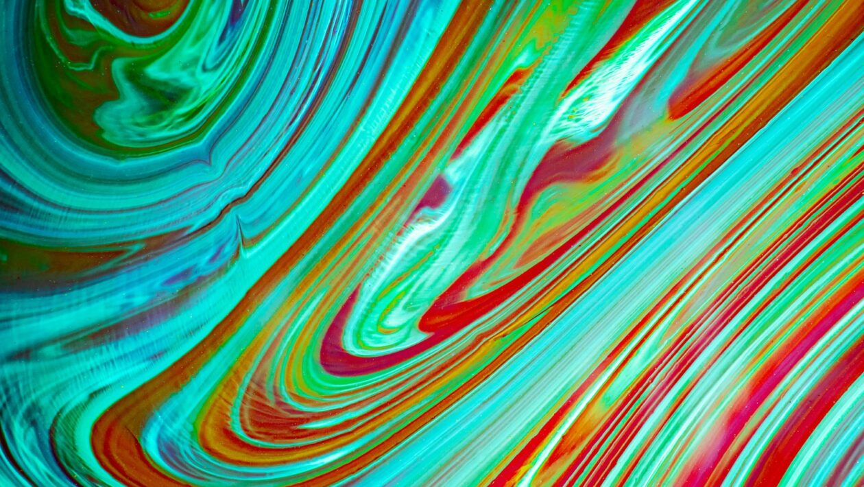 Identifikácia neférových tipérskych skupín: Rozpoznanie podvodov a predajcov signálov