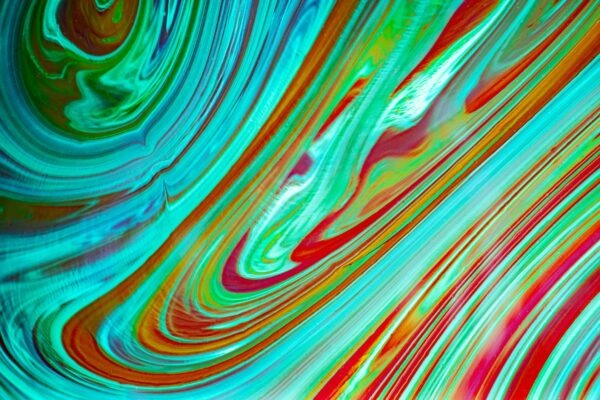 Identifikácia neférových tipérskych skupín: Rozpoznanie podvodov a predajcov signálov