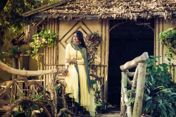 Deepfakes a nepravé profily: Detekcia a protokoly nahlasovania